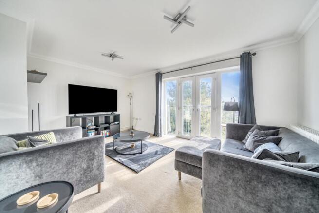 1361374-15-68de4db7ac7cd