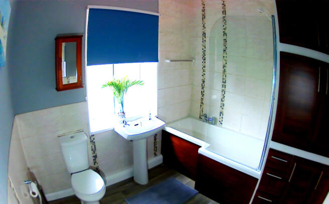 3 bed Terraced for sale Image 8