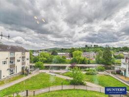 44, Waterside, Kendal LA9 4EX
