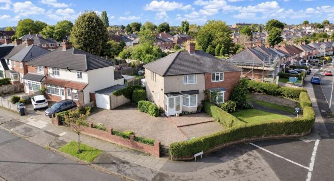 3-bed semi-detached on Charlton Road, Kingstanding, Birmingham B44 0BT, £215,000