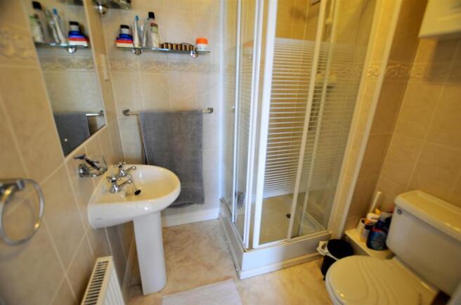 Shower Room En-suite
