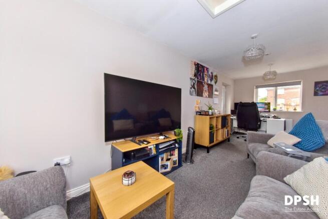 3 bed Terraced for sale Image 4