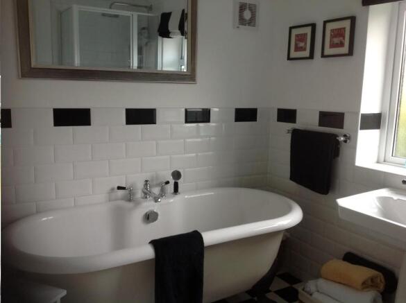 Photo 10