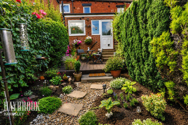 2 bed Terraced for sale Image 9