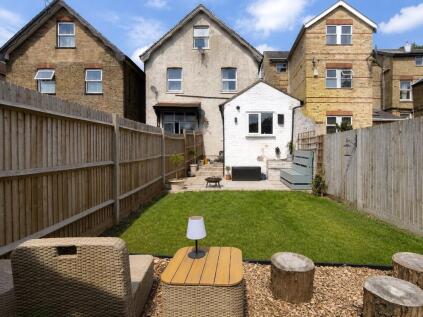Birdhurst Rise, South Croydon, CR2