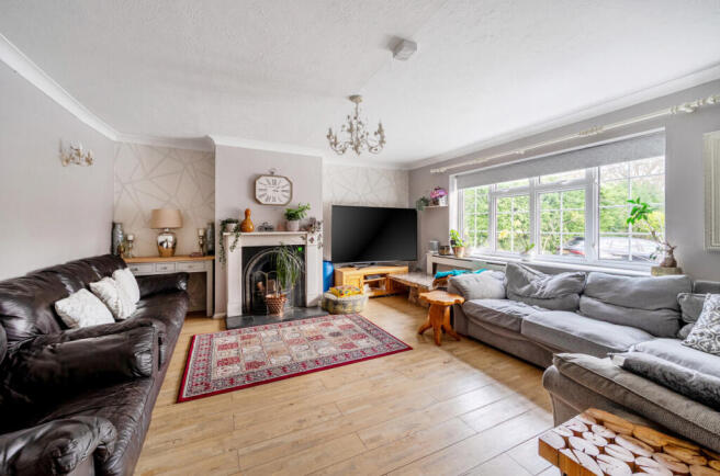 1396545-4-69612ae...