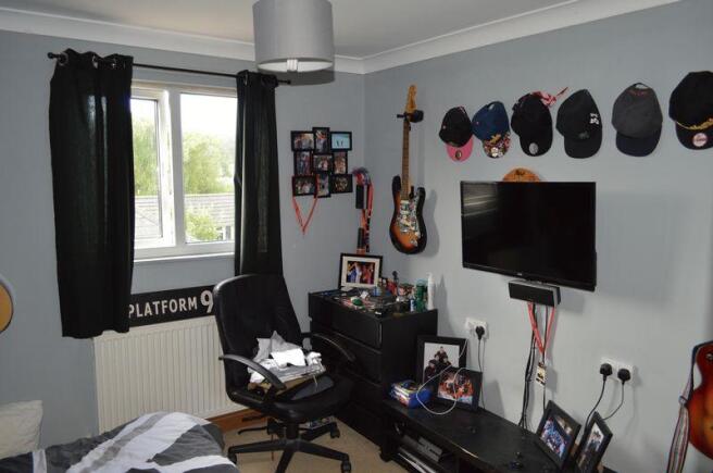 Photo 33