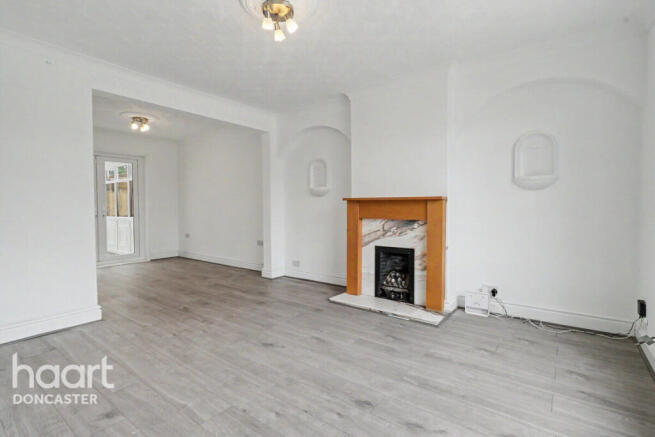 3 bed Semi-Detached for sale Image 7
