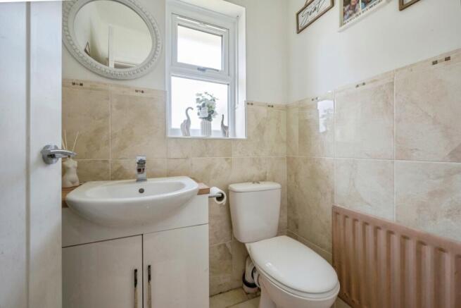 3 bed Detached for sale Image 9