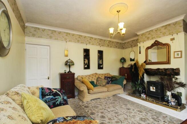 2 bed Terraced for sale Image 5