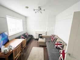 Flat 3, 72 Regent House, Eversholt Street, London NW1 1BY