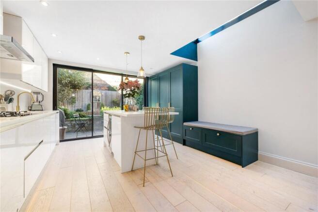 Kitchen/Dining