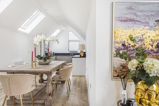 Kitchen/Dining Area