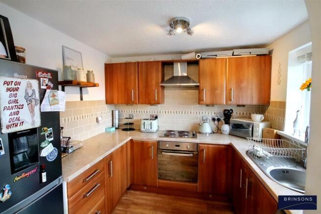 6. KITCHEN.jpg