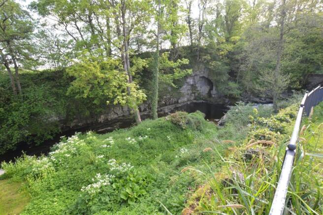 cauldron falls (11).JPG