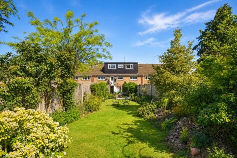 Garrard Way, Wheathampstead, St. Albans, Hertfordshire, AL4