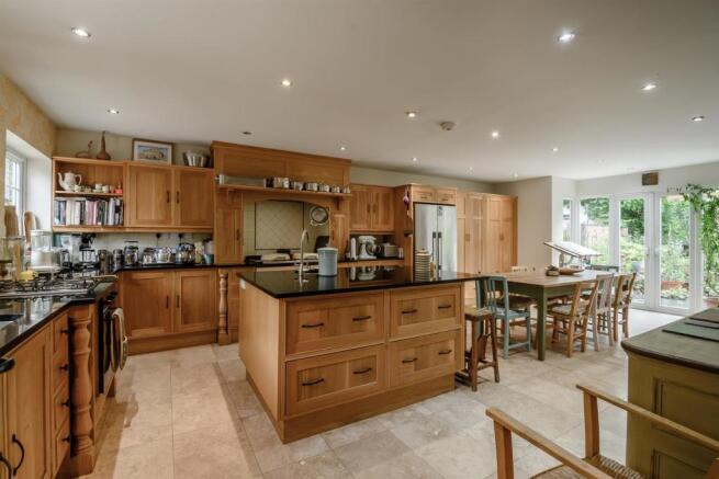 8474536-interior24.jpg