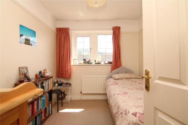 3 bed Semi-Detached for sale Image 10
