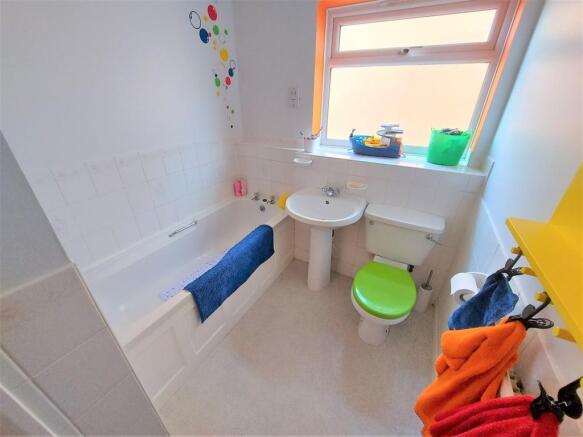 Photo 11