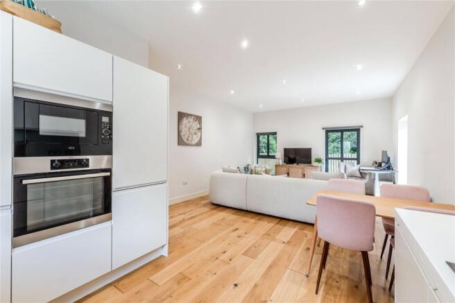 1 bed Apartment for sale Image 11