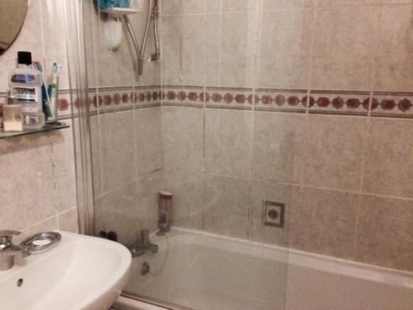 8 beechwood bathroom