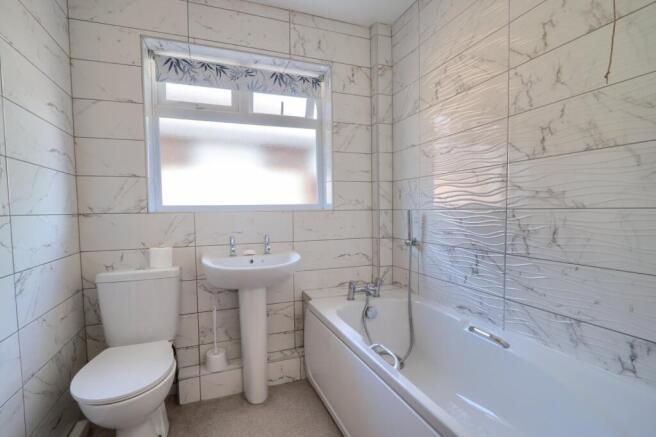 2 bed Bungalow for sale Image 8