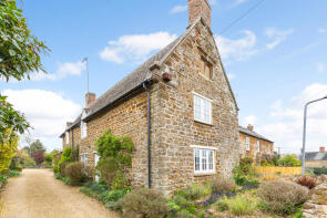 8, Banbury Lane, Byfield NN11 6UX