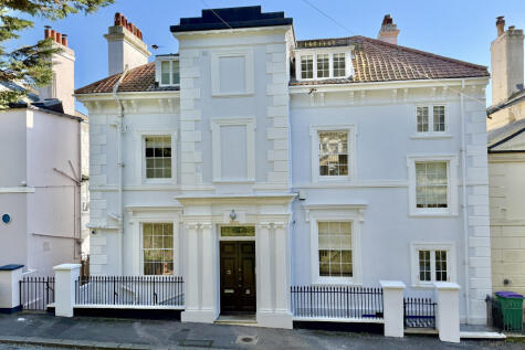 Radnor Cliff, Folkestone, Kent