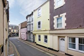 4, Dawlish Street, Teignmouth TQ14 8TB