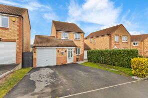 52, Plowes Way, Knottingley WF11 0HT