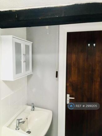 1 bed Flat to rent Image 9