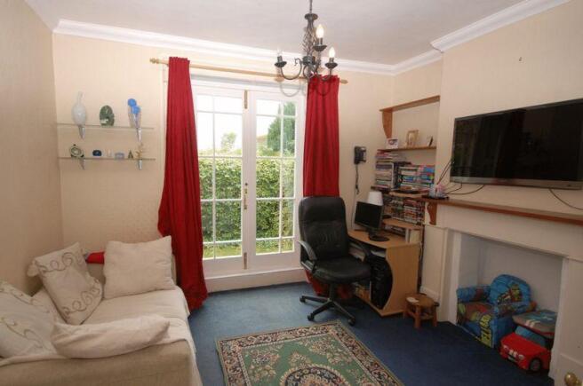 Photo 10