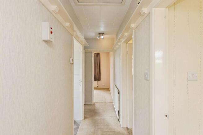 2 bed Semi-Detached for sale Image 3