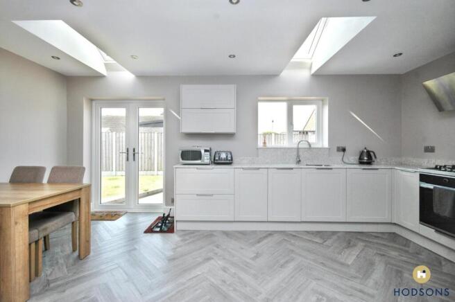 3 bed Detached Bungalow for sale Image 4