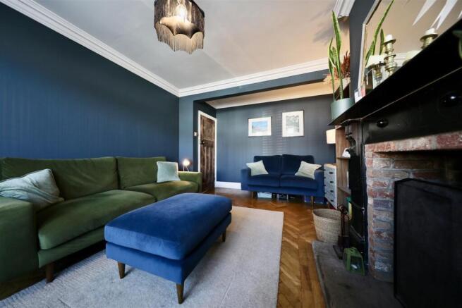 3 bed Terraced for sale Image 10