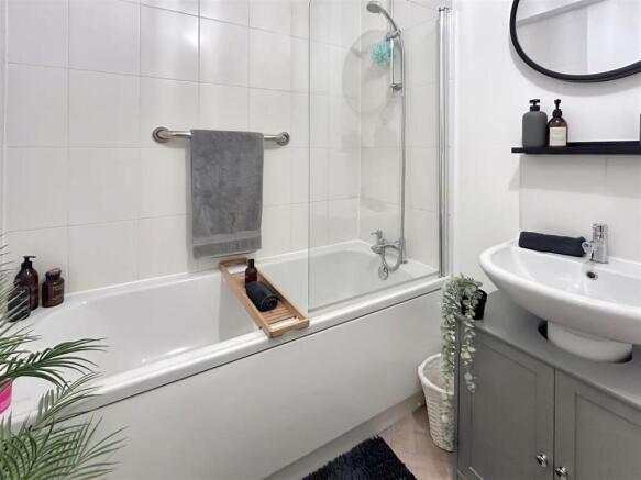 ccbathroom2.jpg