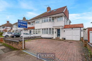 13, Molescroft, London SE9 3JU