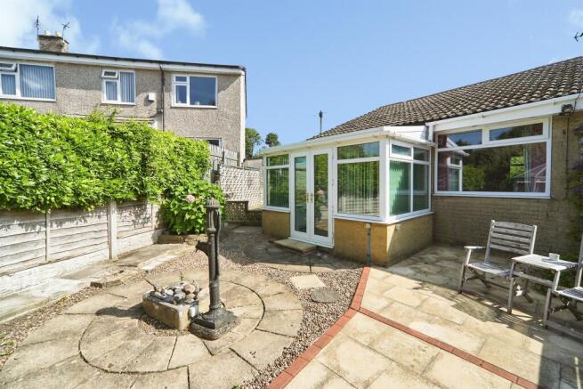 2 bed Semi-Detached Bungalow for sale Image 12