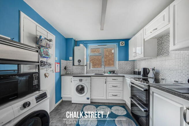 Victor Close, Hornchurch, RM12 photo 4