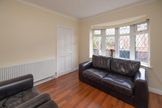 3 bed Terraced for sale Image 4