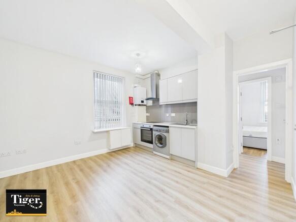 CAM02176G0-PR0800...