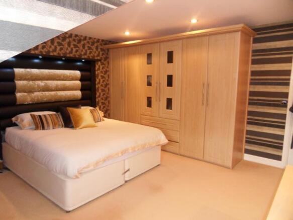 BEDROOM 1.