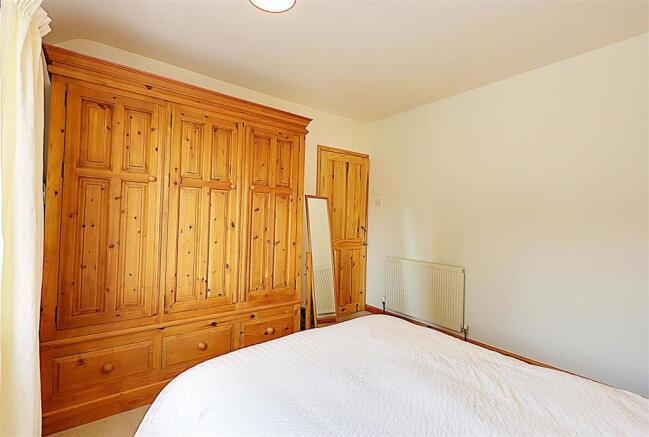 Bedroom to Rear1_result.jpg