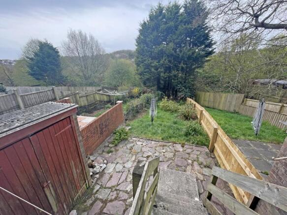 Westcott Close 43 - Garden Front.jpg