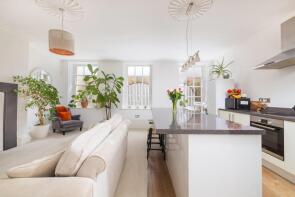 Flat 1, 6 Arundel House, Portland Square, St Pauls, Bristol BS2 8RR