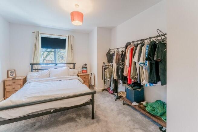 2 bed Apartment for sale Image 8