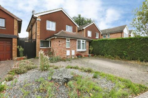 Blackheath, Crawley, RH10