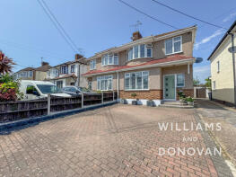 17, Broadlands Road, Hockley SS5 5DT