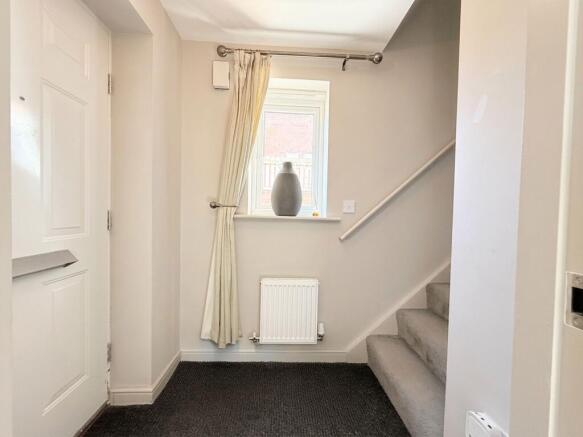 4 bed Detached for sale Image 11