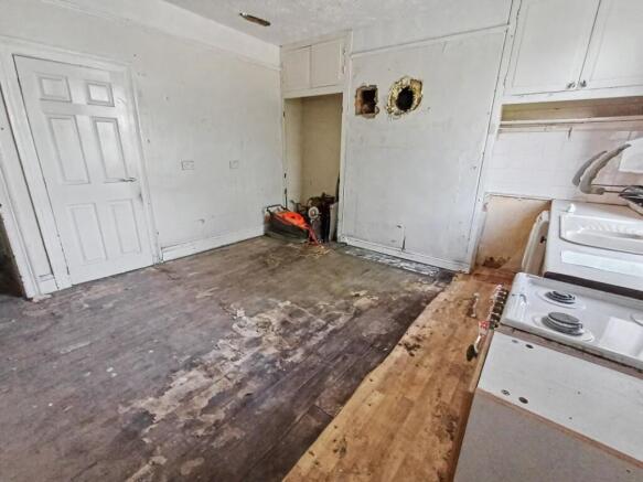 2 bed Terraced for sale Image 10